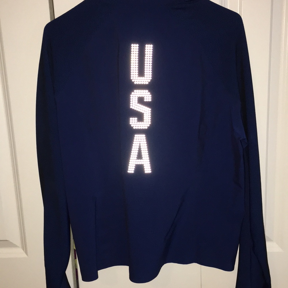 Jacket - Picture 3 of 5